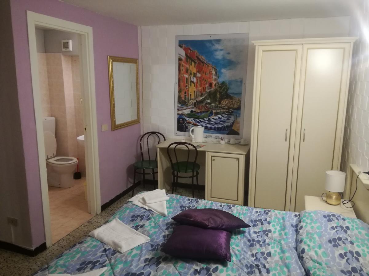 Hotel La Zorza Riomaggiore Exteriör bild