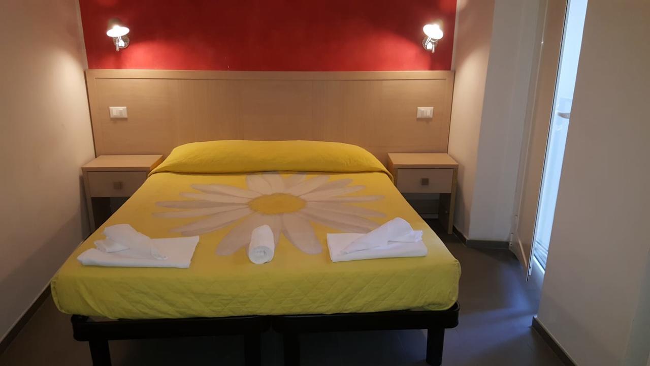 Hotel La Zorza Riomaggiore Exteriör bild